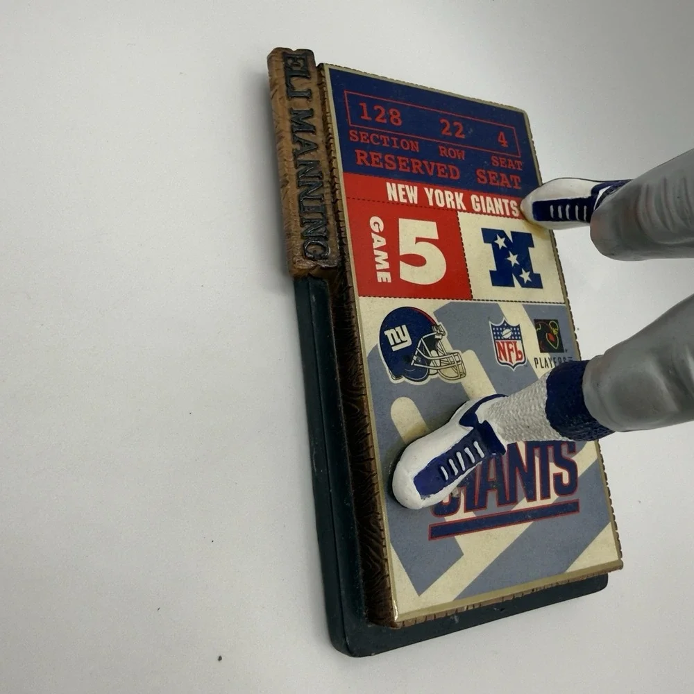 Eli Manning Limited Edition Action Bobblehead Legends of 